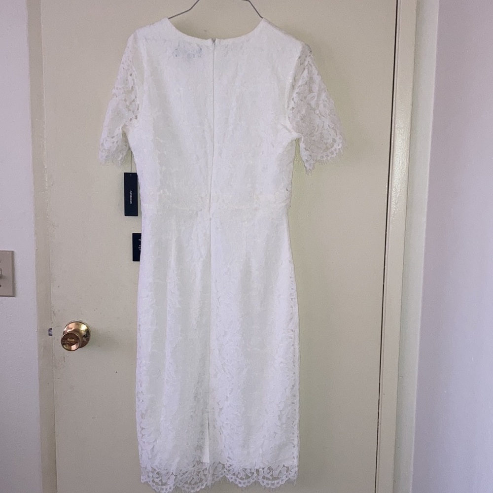 Lulus lace dress ๐ - Picture 3 of 10
